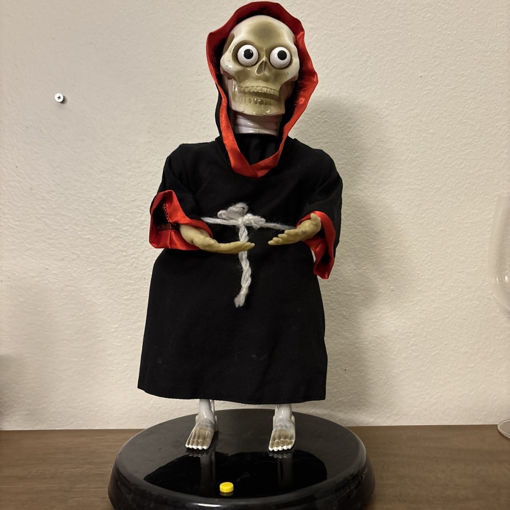 Vintage Gemmy Head Catching Eye Popping Skeleton Grim Reaper - Tested & Works